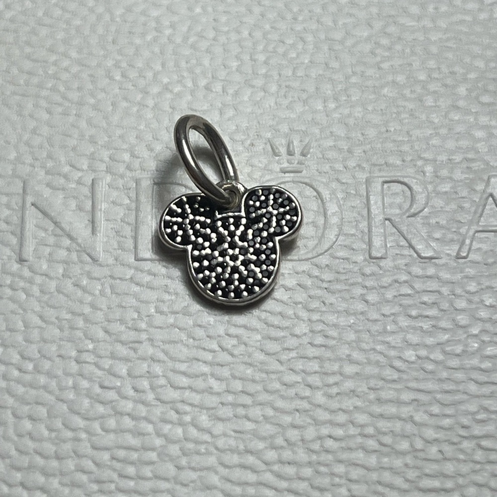 *Limited Edition* Pandora Mickey Mouse Charm